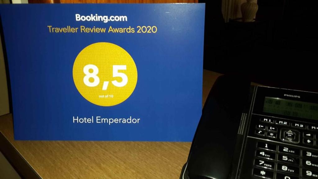 Hotel Emperador room 3
