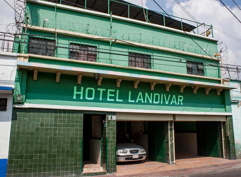 Hotel Landivar Zona 7 room 1