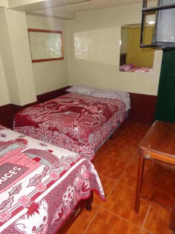 Hotel Landivar Zona 7 room 4