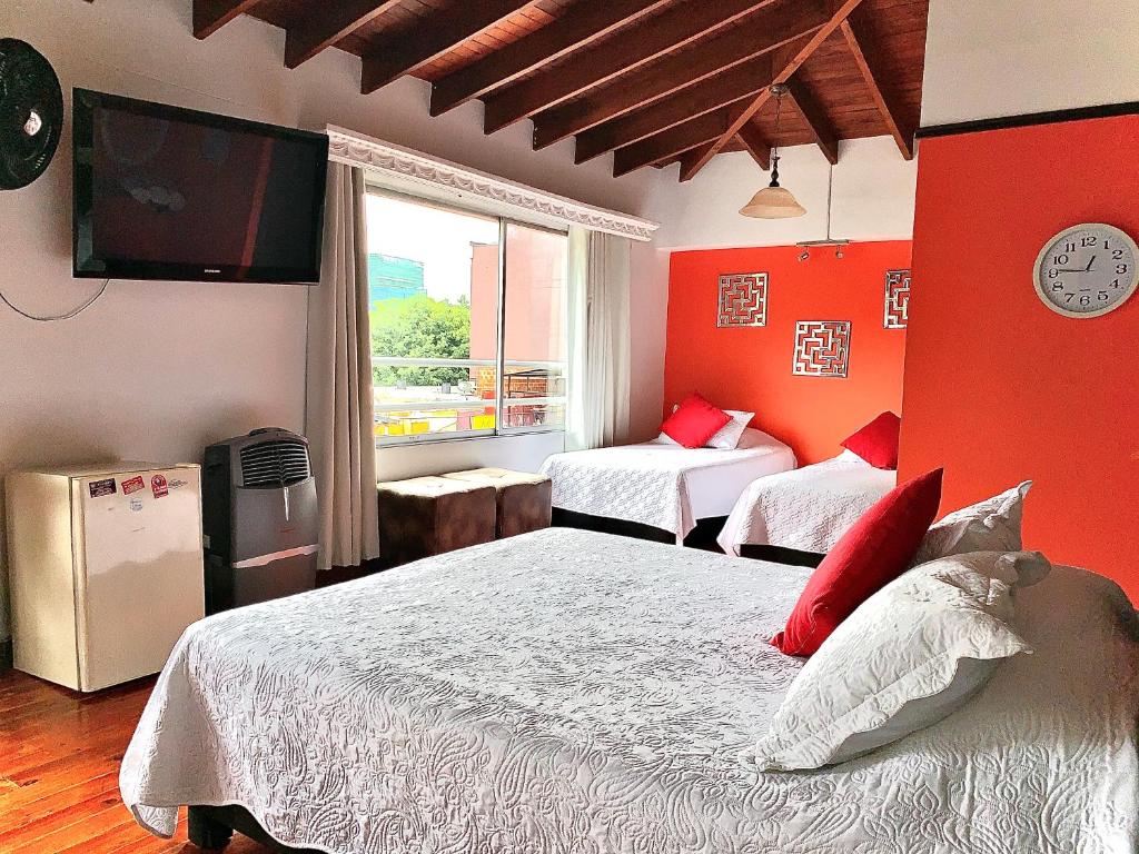 Hotel Lleras Premium #1 room 1