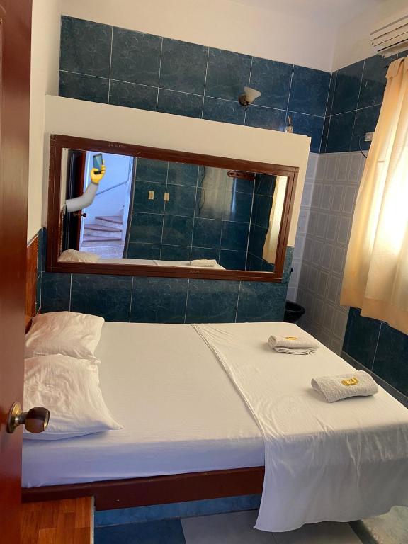 Hotel Los Pinos Neiva room 3