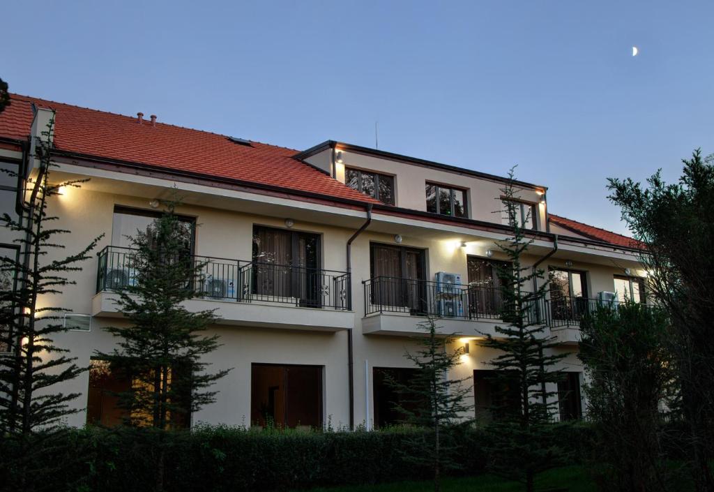 Hotel Ostrova - Free Parking & WiFi room 5