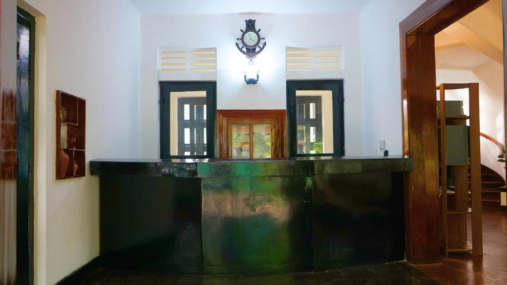 Hotel Sunny Lanka room 3