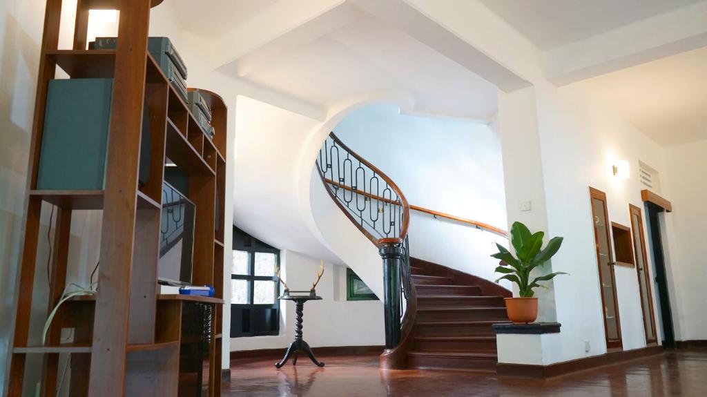 Hotel Sunny Lanka room 5