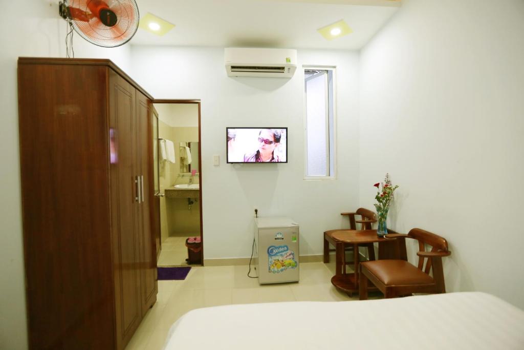House 579 Hai Ba Trung room 5