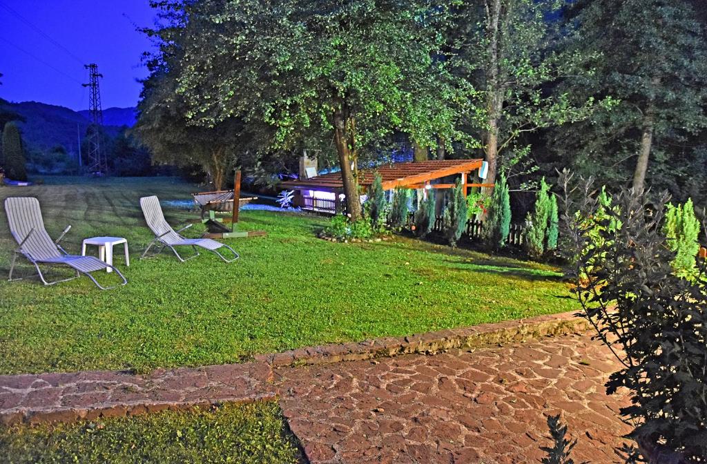 House By The River room 4