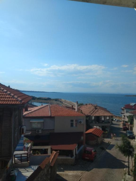 House Georgievi room 1
