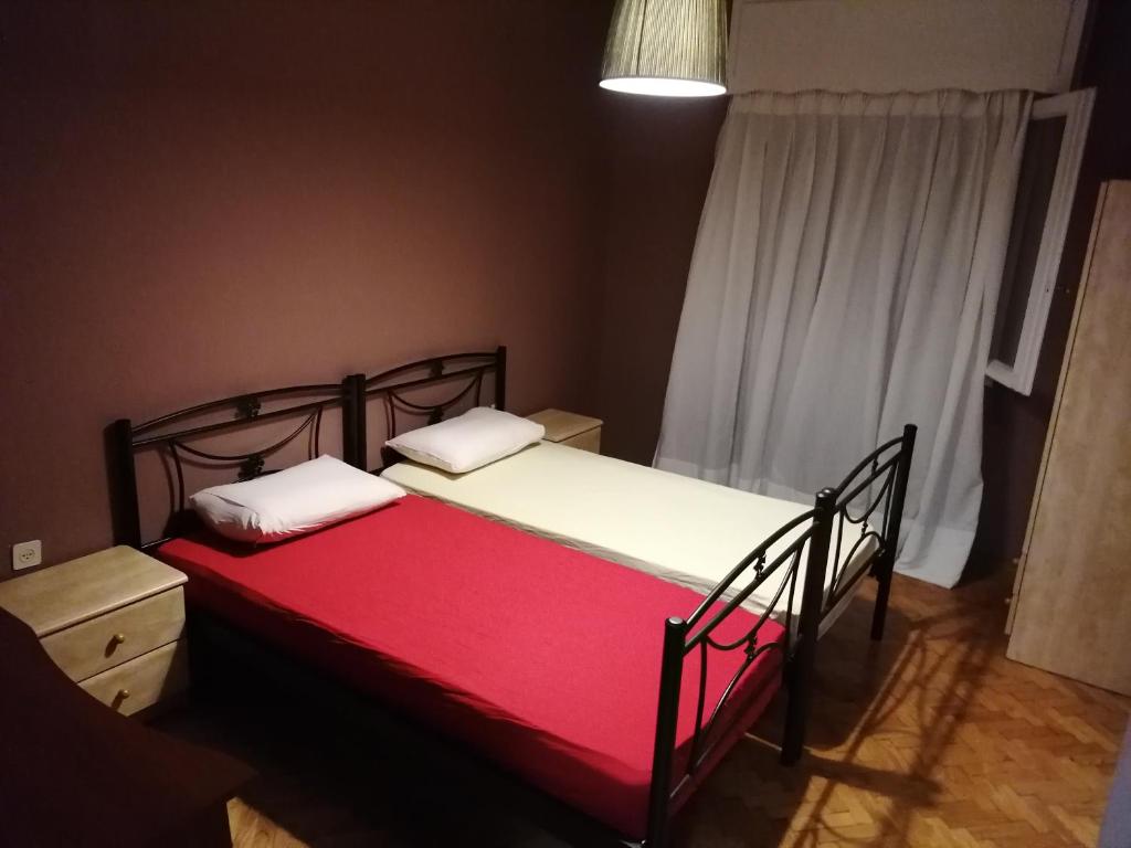 House Remoundou room 1