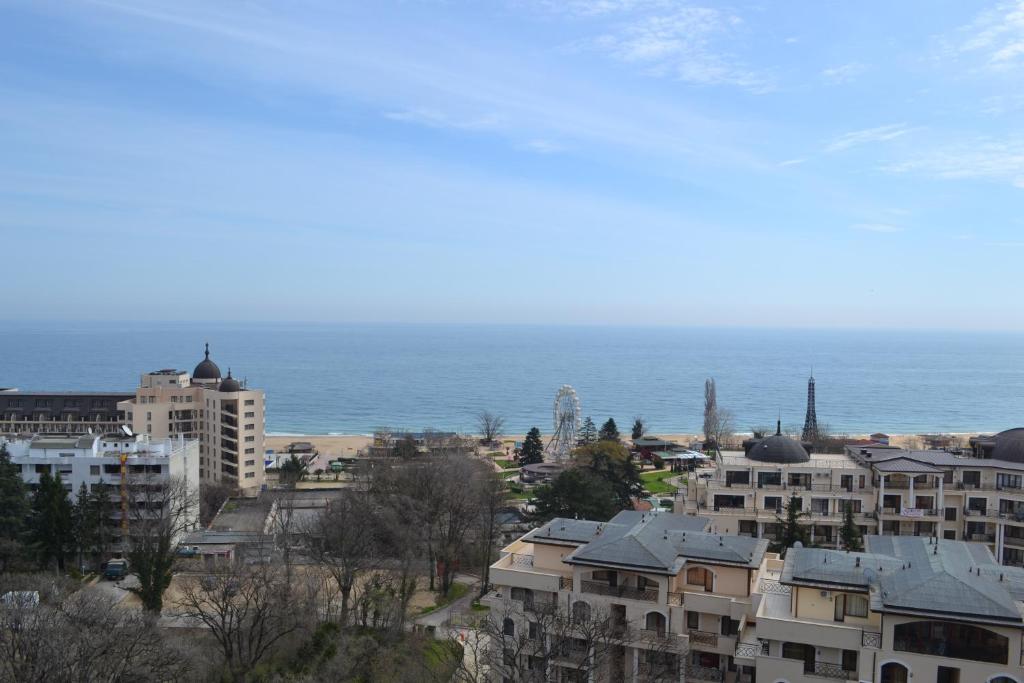 Ivtour Apartments in Yalta Complex room 3