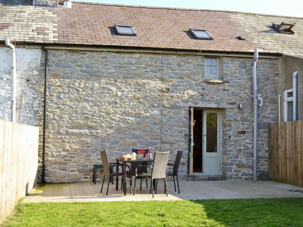 Ivy Bush Cottages room 5