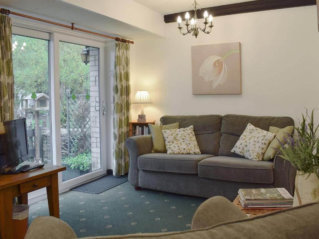 Ivy Cottage room 1