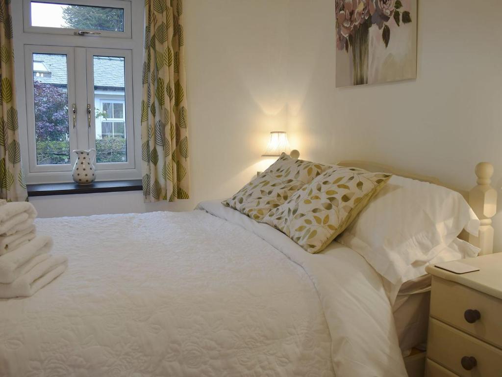 Ivy Cottage room 4
