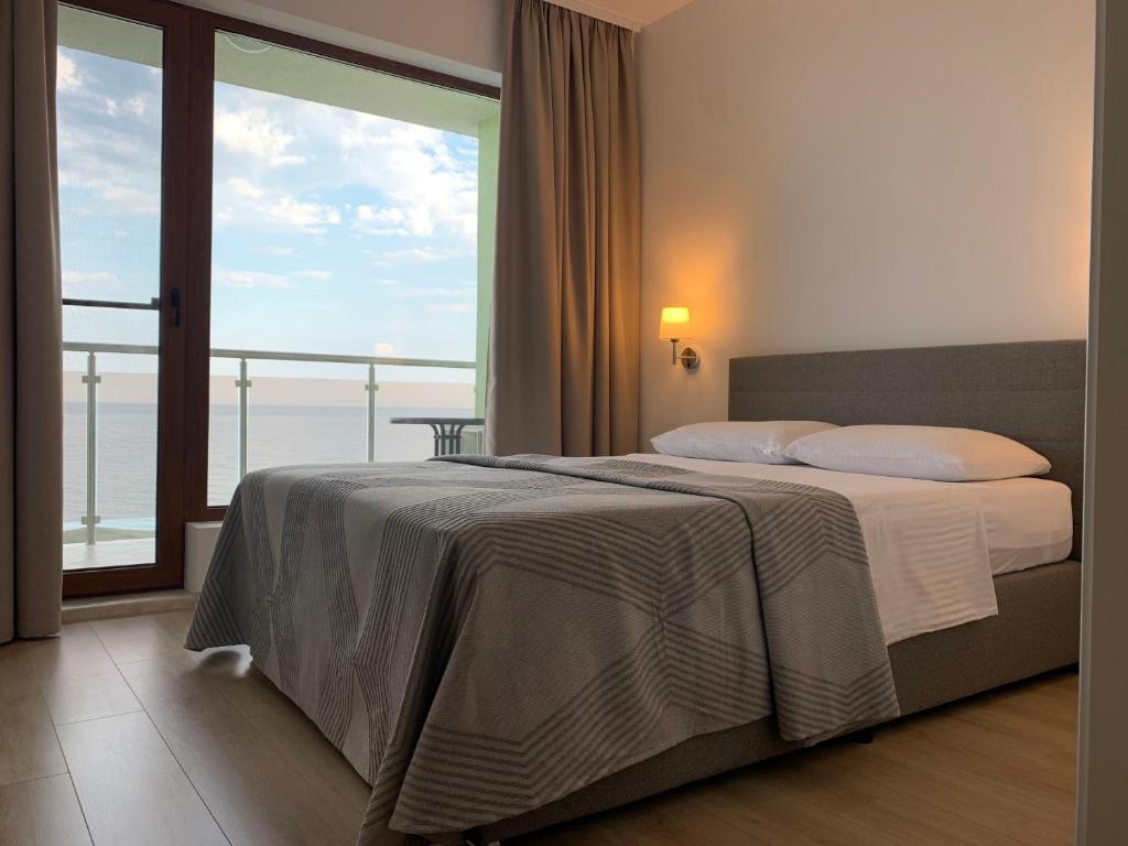 Kabakum Sea View room 4