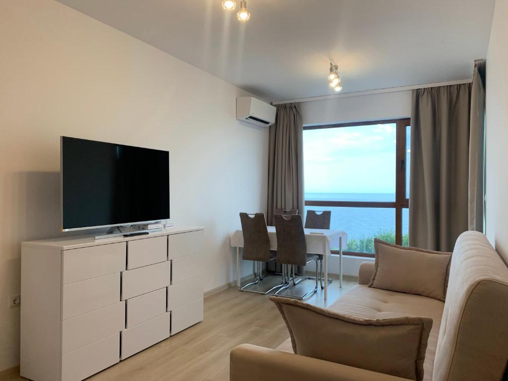 Kabakum Sea View room 5