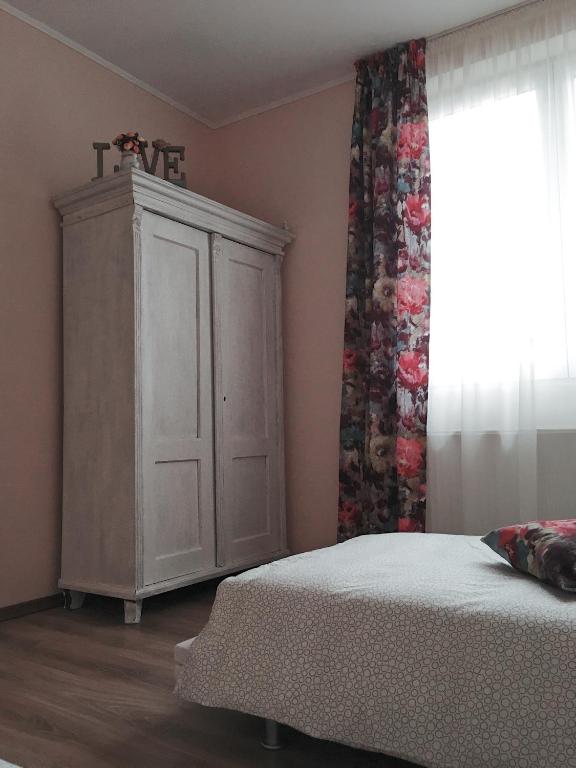 Kara Apartman room 3