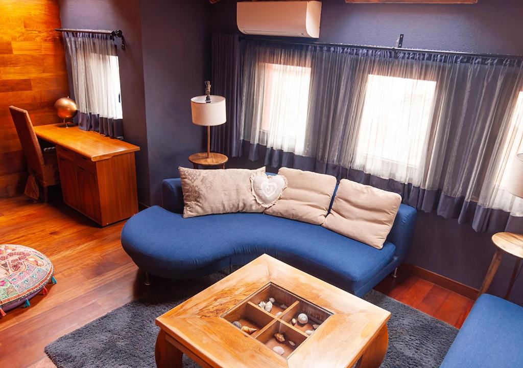 Karina Art Apartments room 3