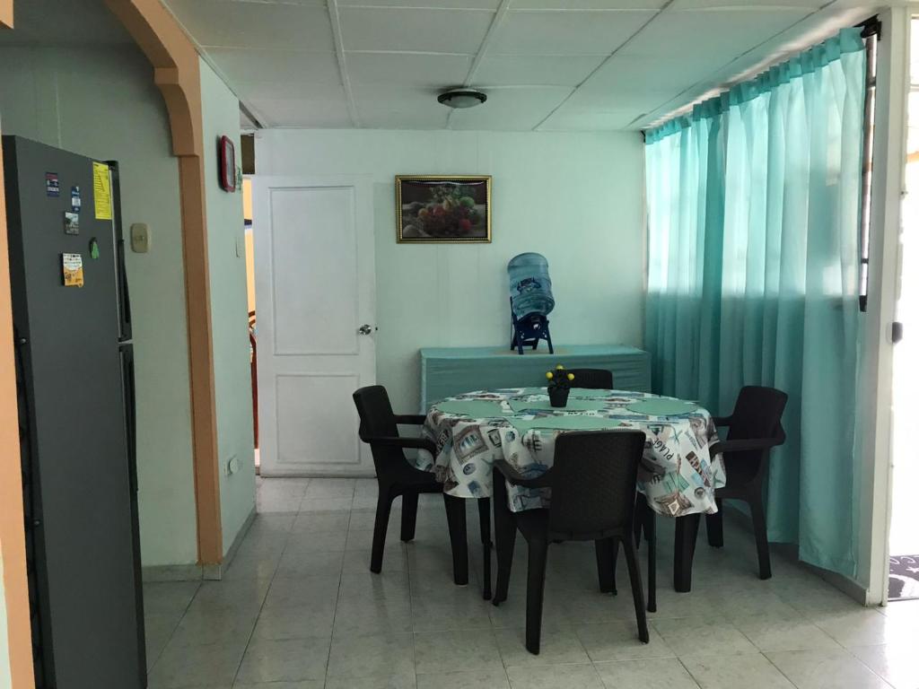 Keren Tropical House room 6