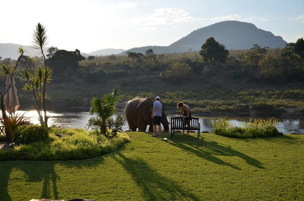 Khandizwe River Lodge room 4