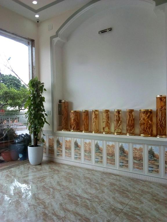 Kim Ngân Hotel room 5