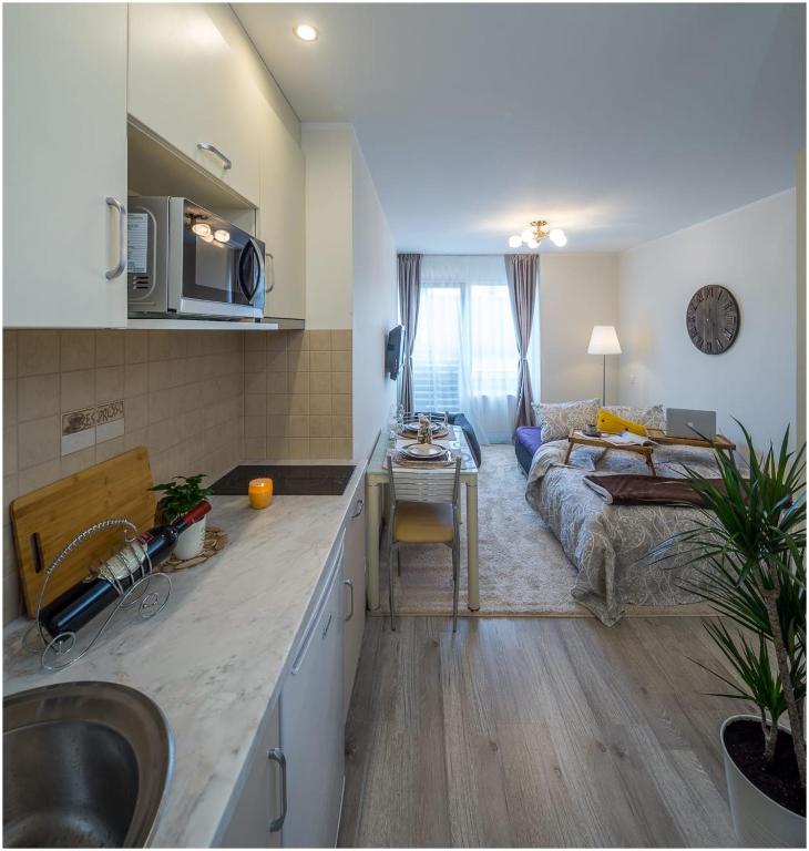 Klijanu street design studio room 3