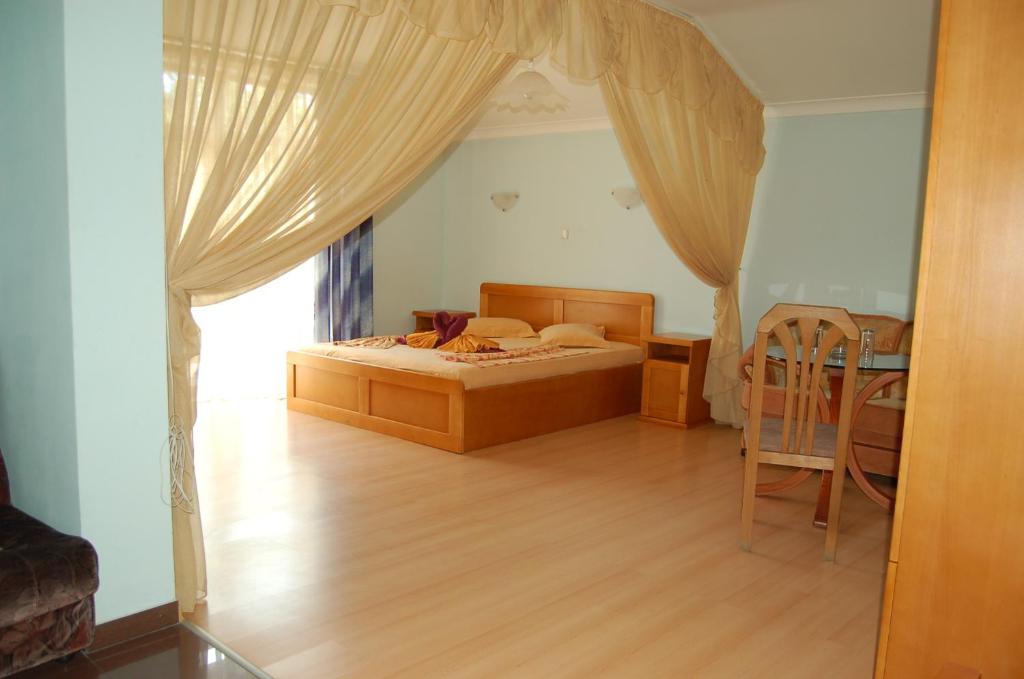 Kniaz Boris Hotel room 5