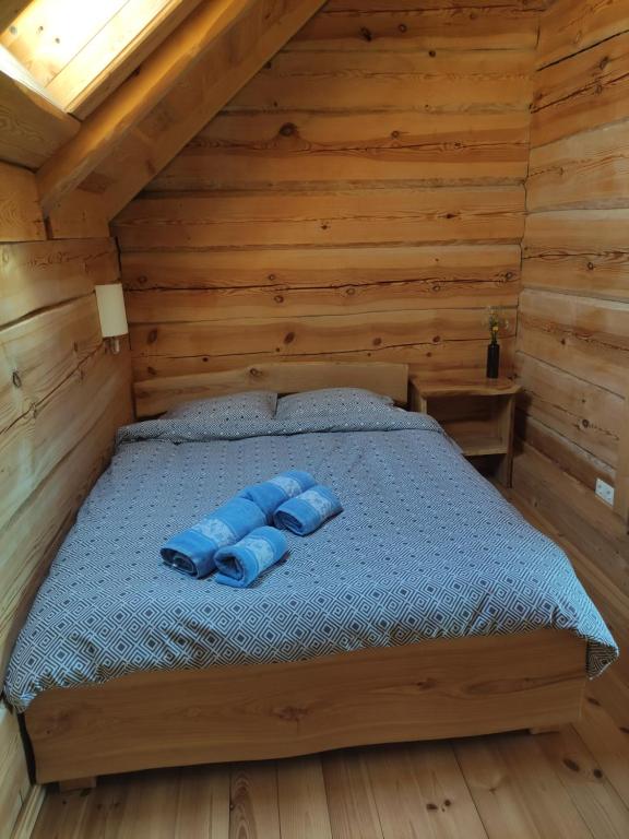 Lāču namiņš/ Bear house room 6