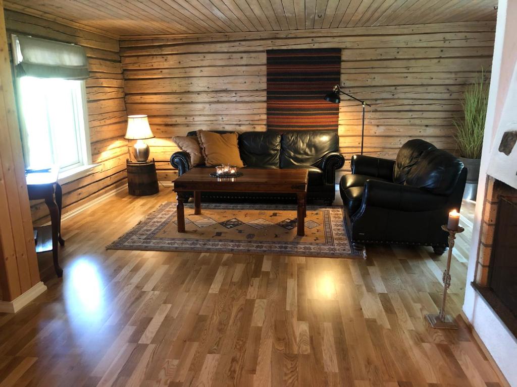 Lefsrød Gård room 2