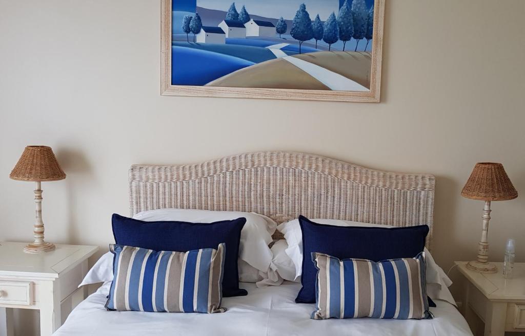 Lodge 90 - Pinnacle Point room 4