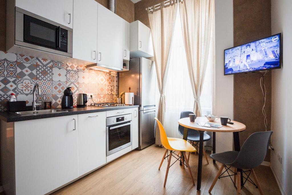 Lovely Vintage Apartment room 5