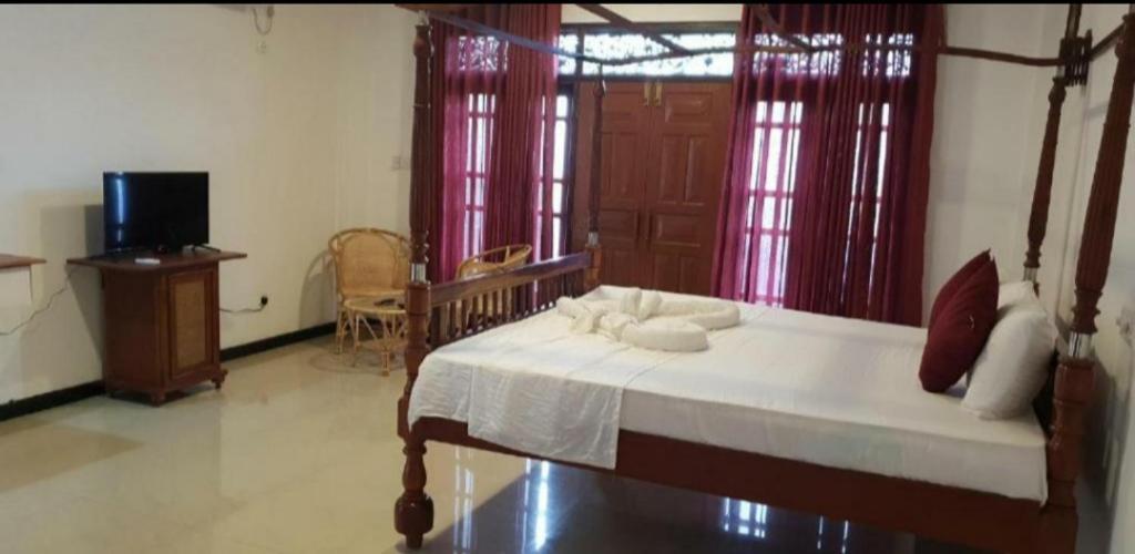 Luthmin River View room 3