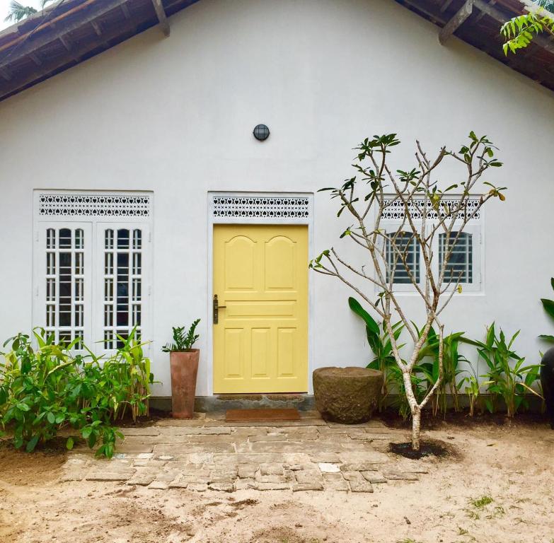 Magnolia House Mirissa room 6