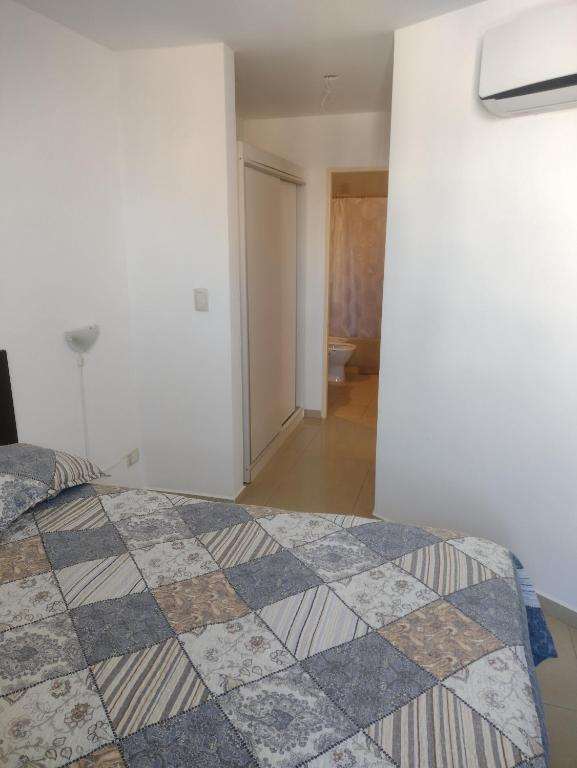 Malibu II room 4
