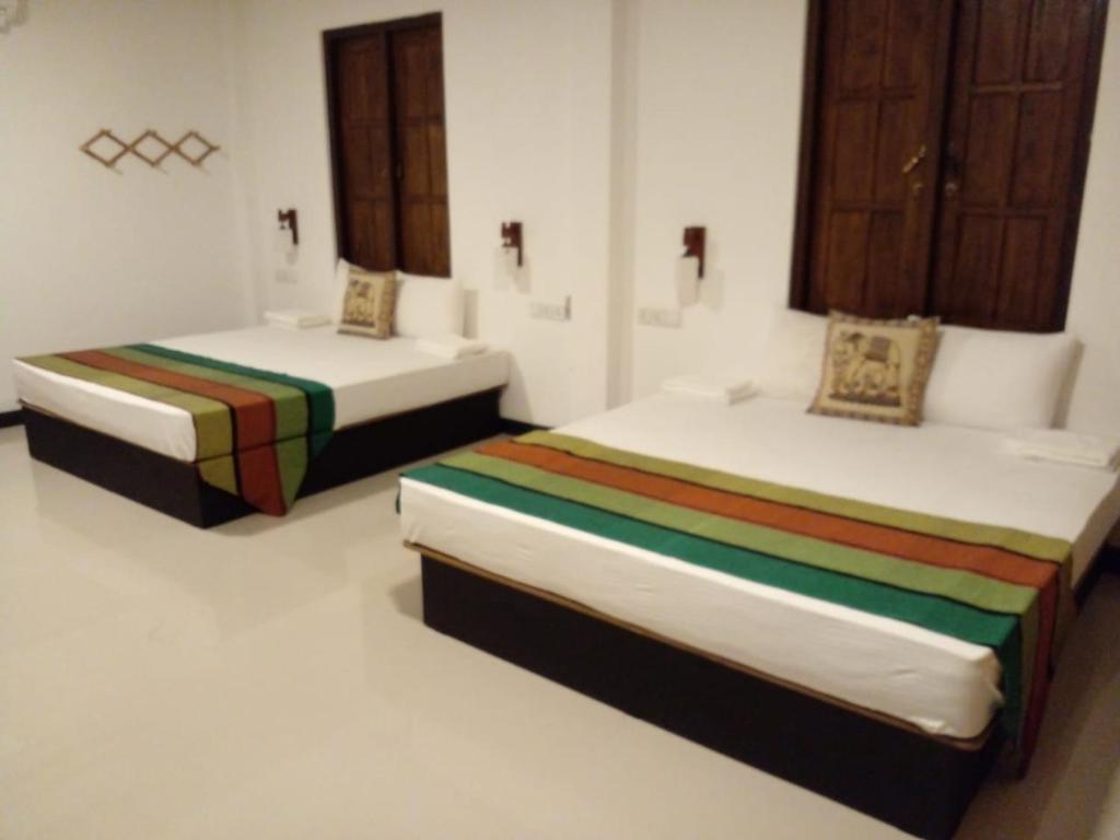 Malwathu Oya Forest Garden room 2