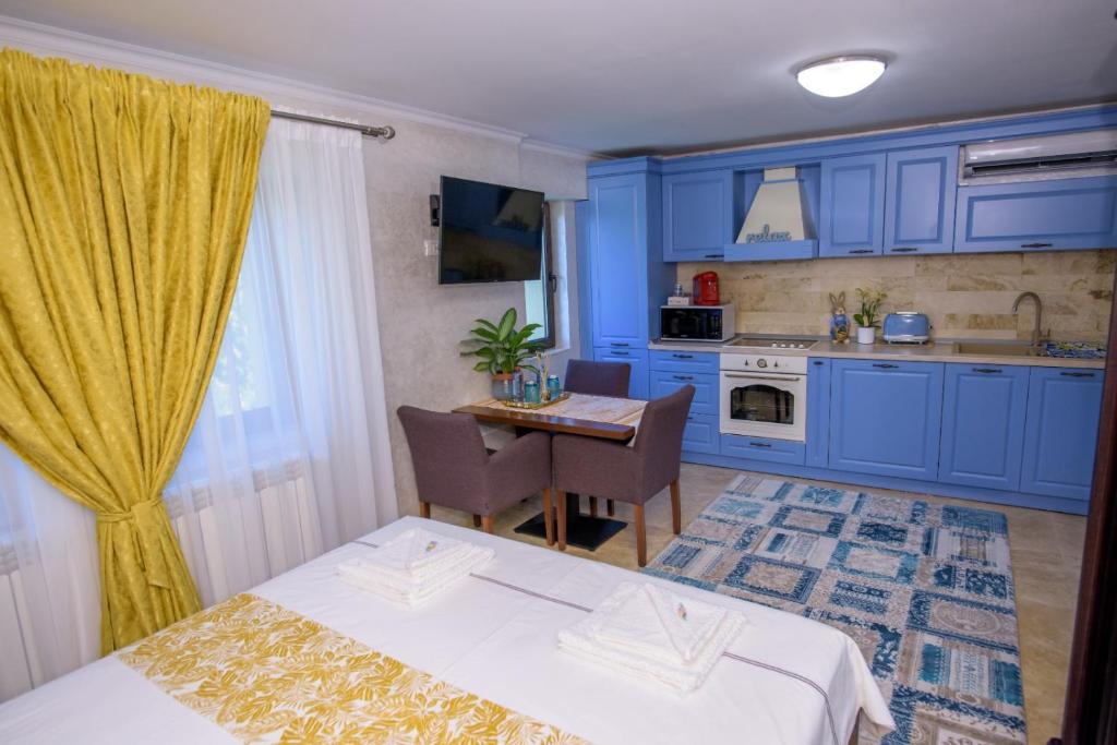 Mar'Elle'Studio room 4