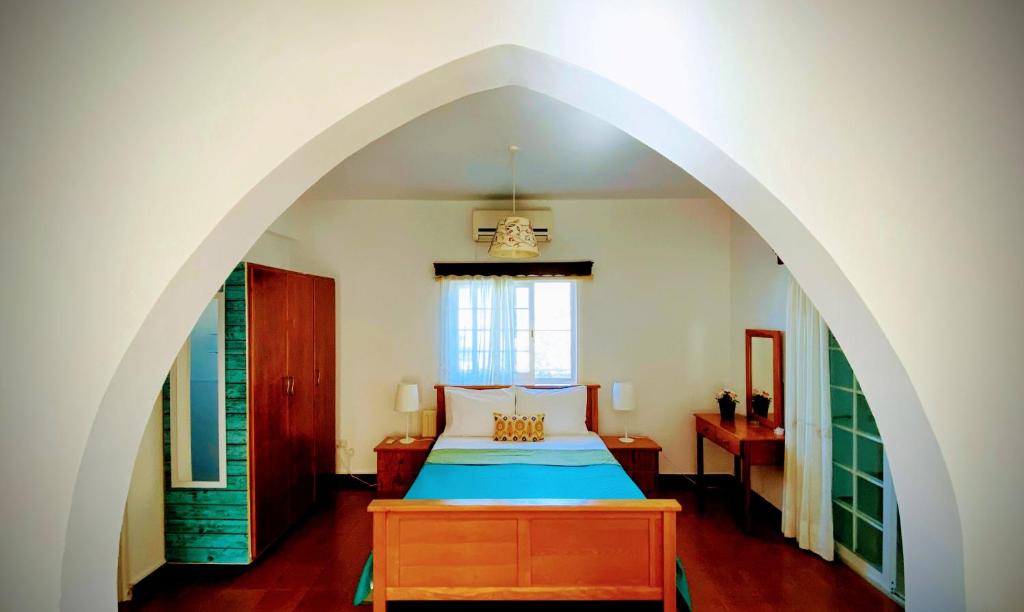Maria's Place room 3