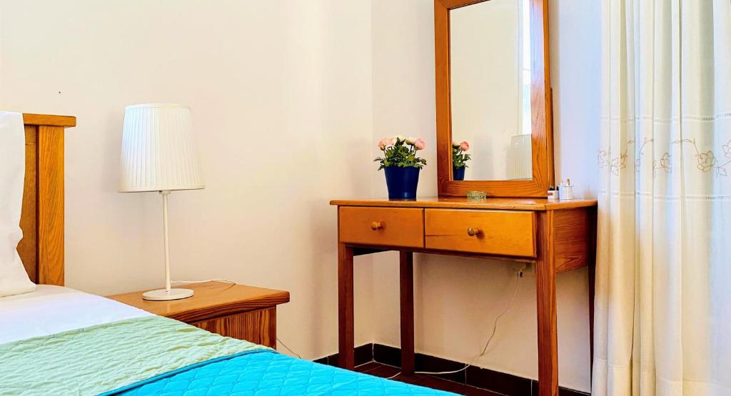 Maria's Place room 6