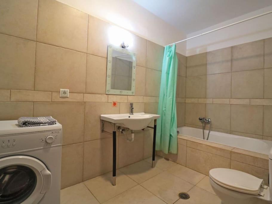 Marilena Apartments room 4