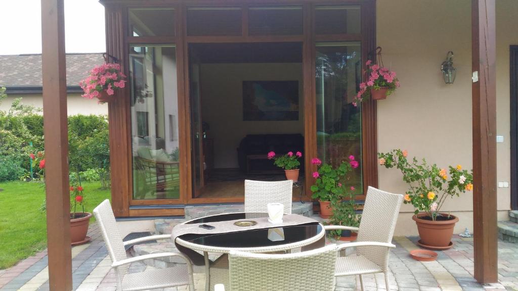 Medus Guest House room 4