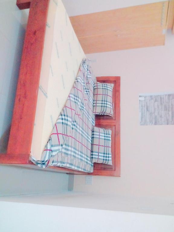 Motel 529 room 6