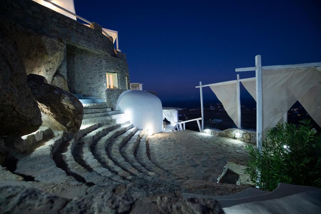 Mykonos Teatro Suites & Villa room 2
