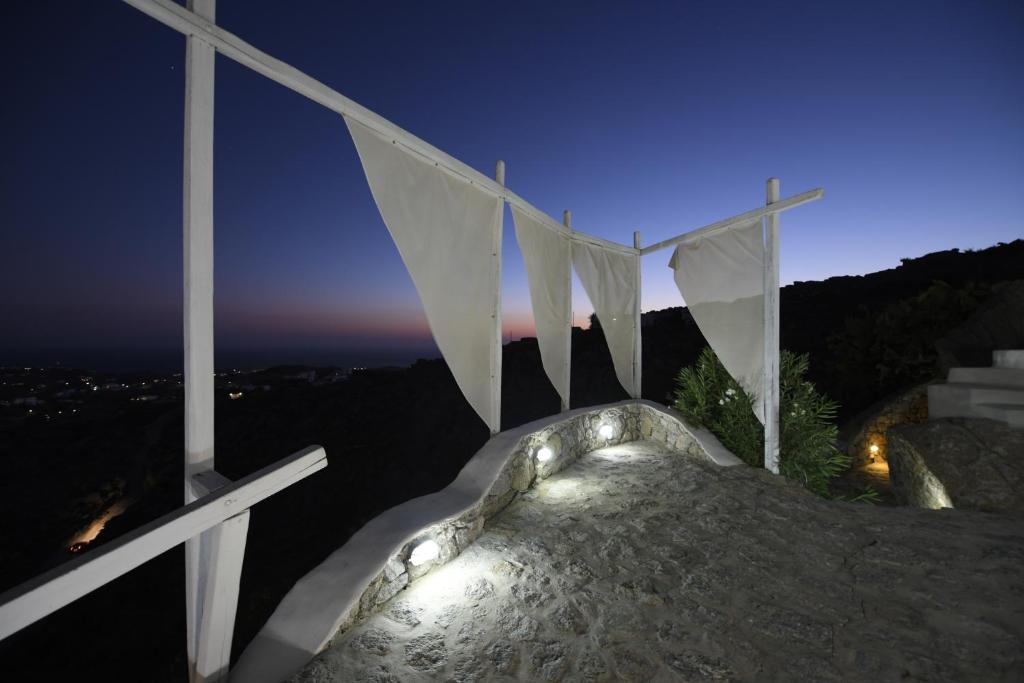 Mykonos Teatro Suites & Villa room 5