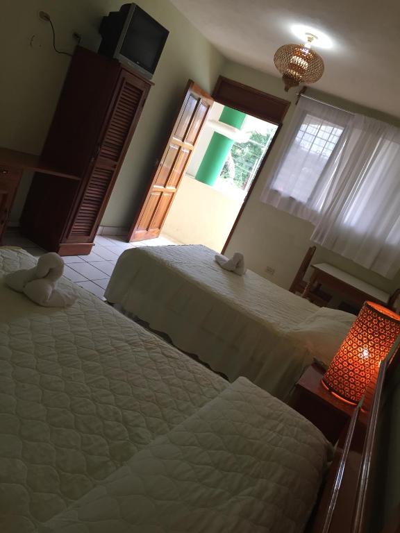 Nakum Hotel room 3