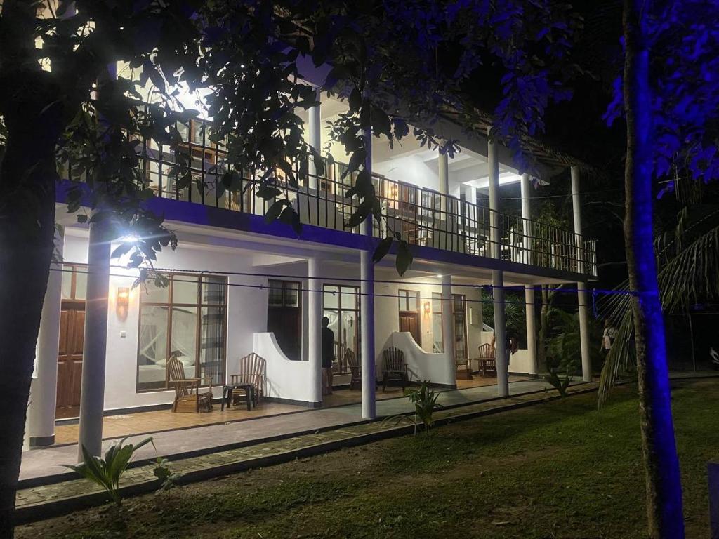 Nature Hill Top room 1