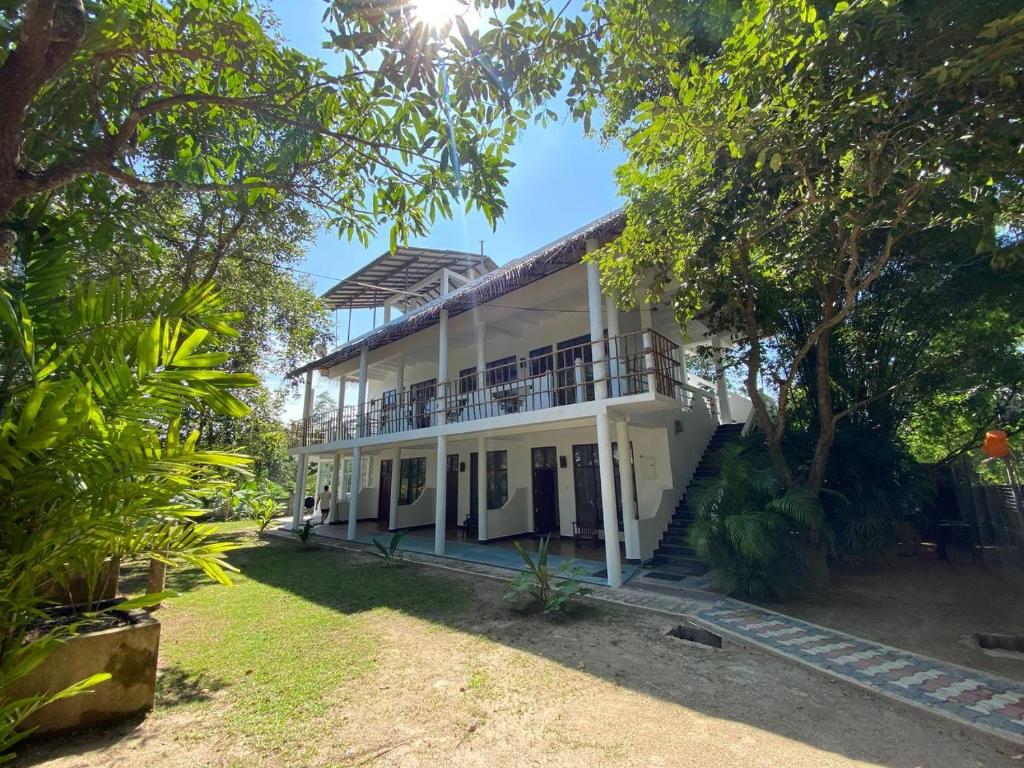 Nature Hill Top room 2