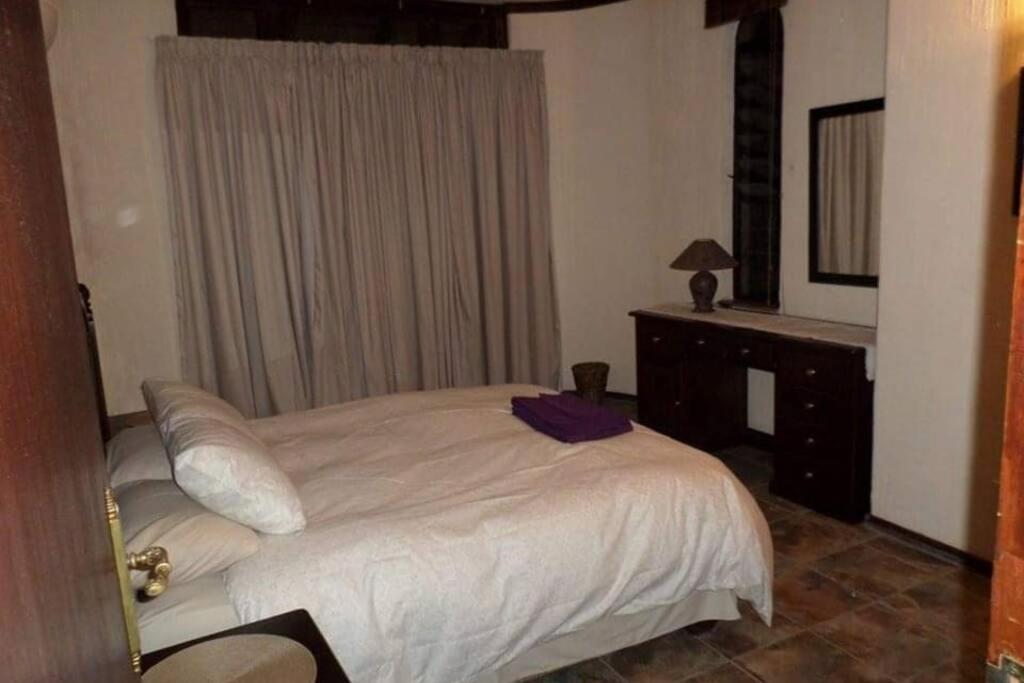 Nicama Lodge room 5