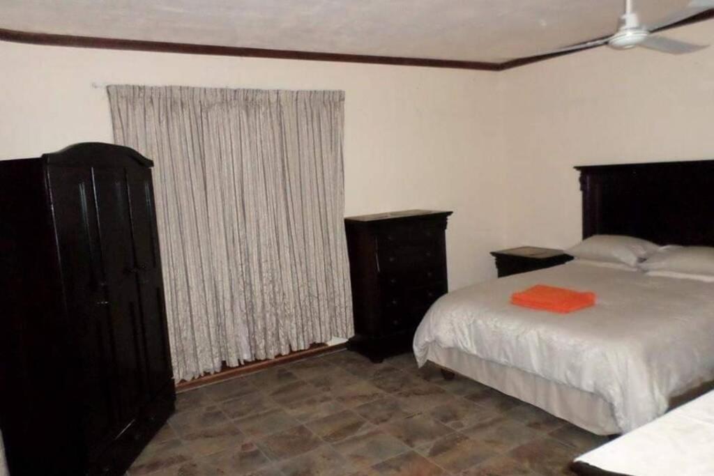 Nicama Lodge room 6