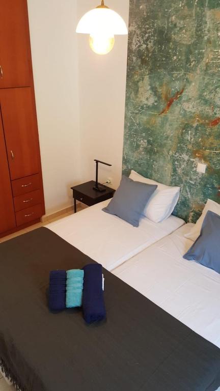 Notos Apartments room 3