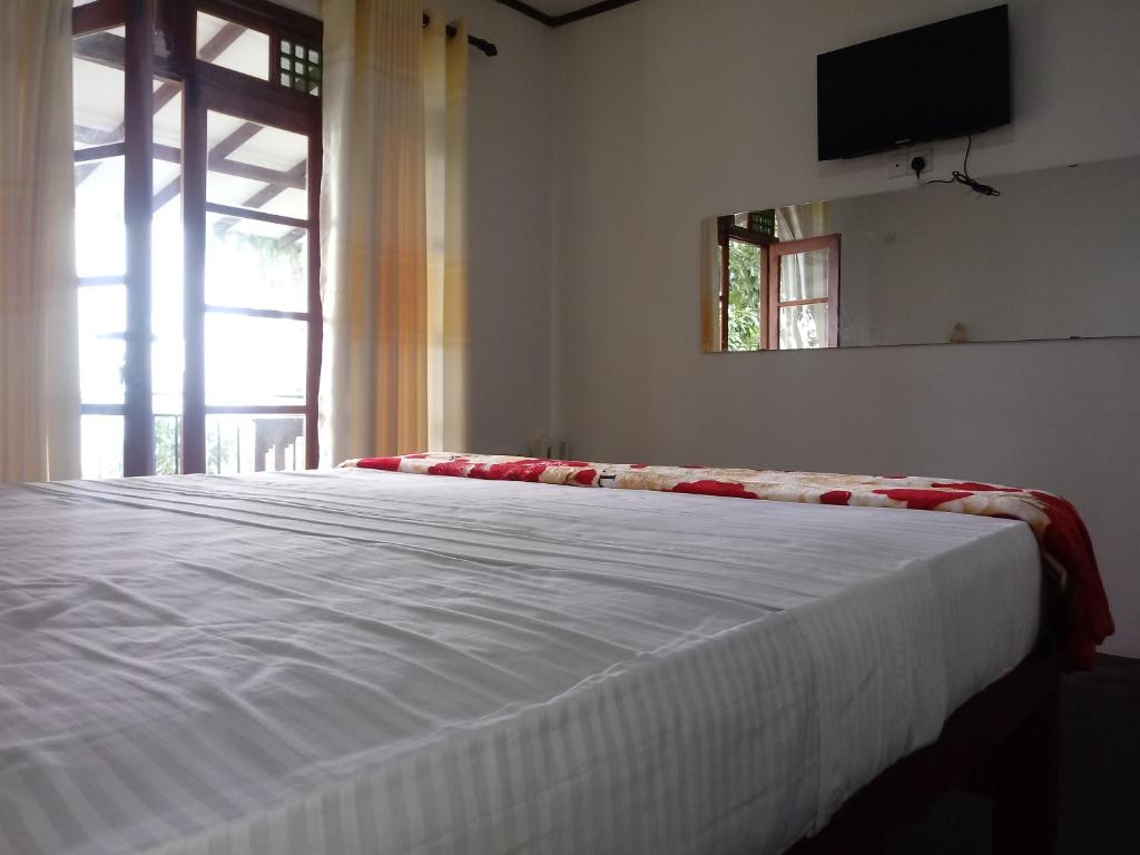 Okeed Ella room 6