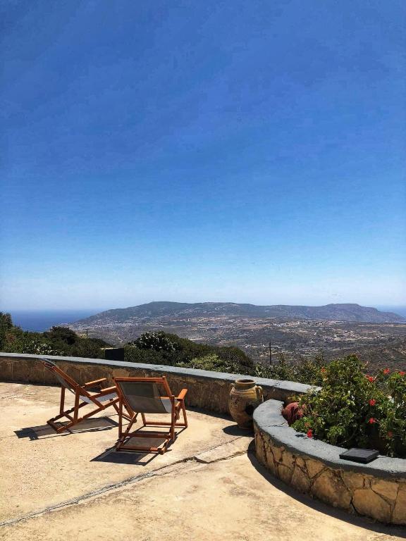 Olive Grove Cottage room 3