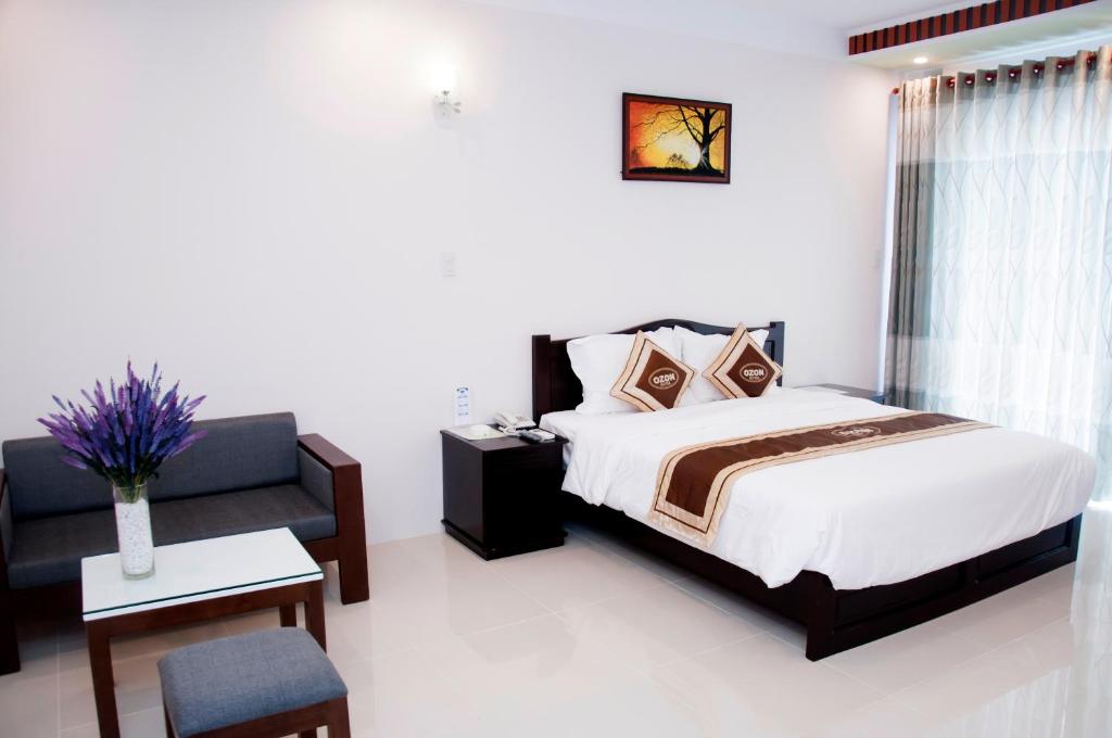 Ozon Hotel room 5